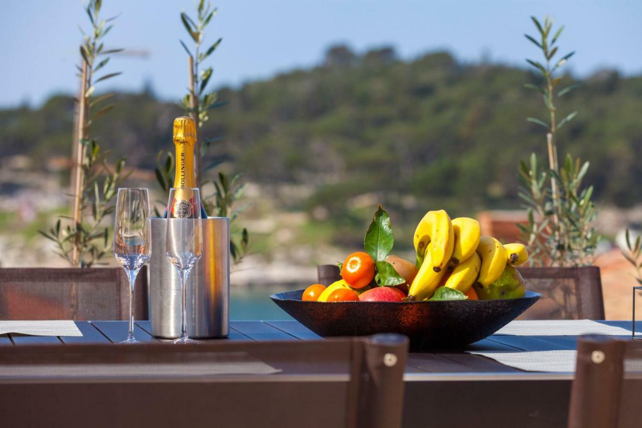 The Square Makarska, Lux App In The Heart Of The City Exterior foto